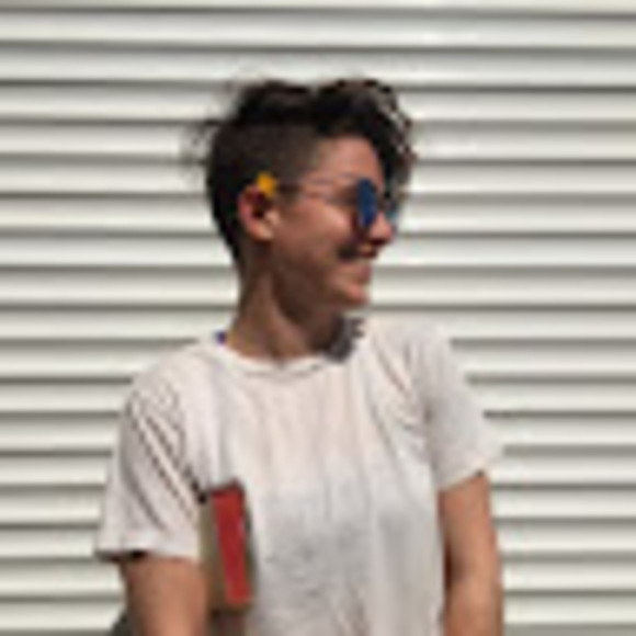 Meet your Posher, Robin - Picture 1 of 1